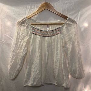 Elasticized chic 3/4 sleeve top